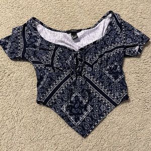 Womens M crop top bandana pattern
